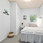 3 Bedroom Front In *