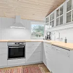 Дом отдыха 3 Bedroom Front In *