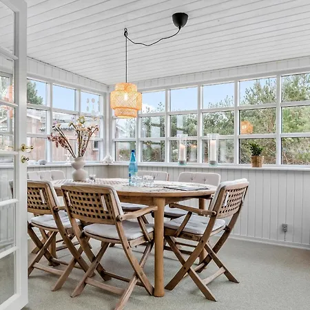 3 Bedroom Front In Feriehus Grenå