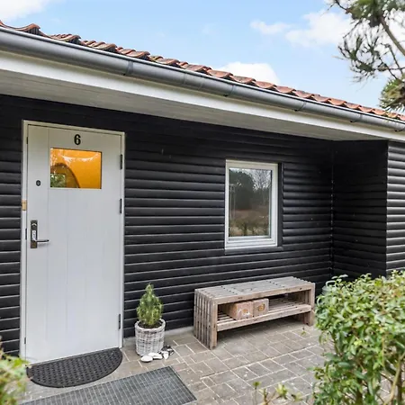 Feriehus 3 Bedroom Front In Grenå