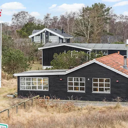 3 Bedroom Front In Feriehus *