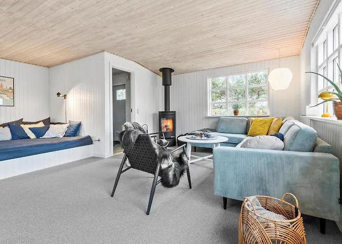 3 Bedroom Front In Semesterbostad Grenå