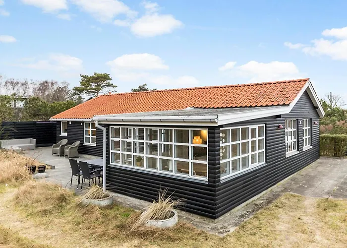 3 Bedroom Front In Grenå